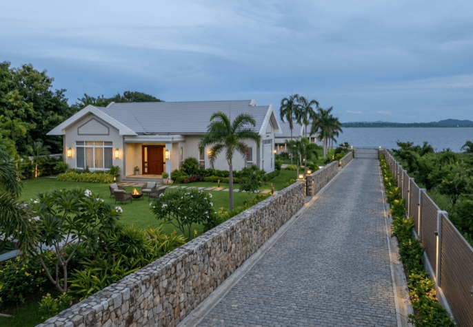 Island Off-Grid Living Solution